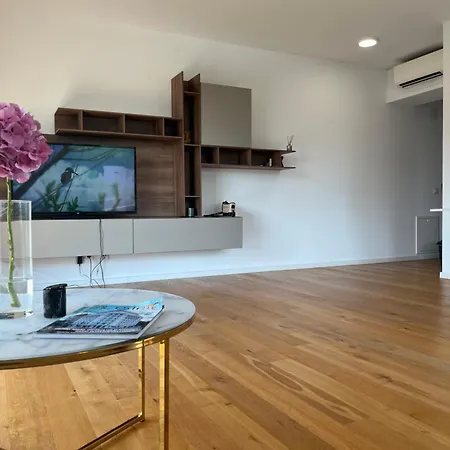 Herastrau Aviatiei Park בוקרשט